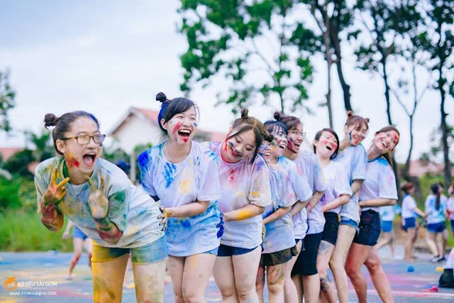 Nhữngmẫuáođồngphụcđibiểnmớilạchođộinhóm Nhữngmẫuáođồngphụcđibiểnmớilạchođộinhóm