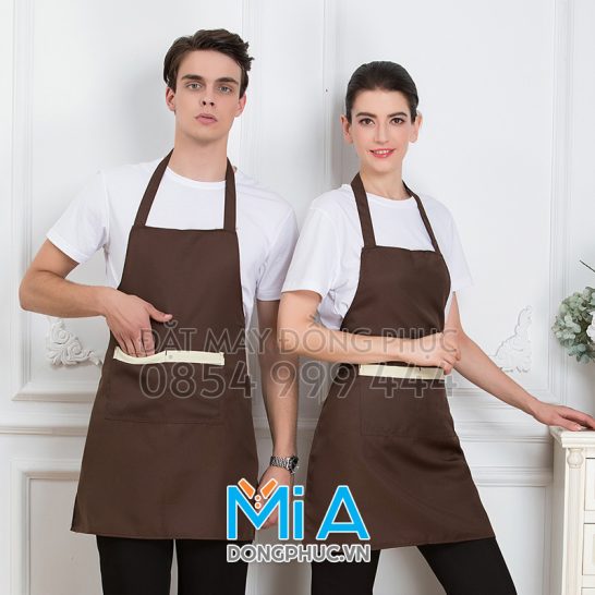 Tạp dề yếm đeo cổ màu nâu